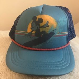 NWOT Mickey Mouse Surfing Hat